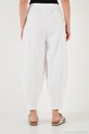Pamuklu Relaxed Fit Normal Bel Daralan Paça Kadın Pantolon 668YP5198 BEYAZ