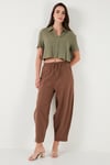 Pamuklu Relaxed Fit Normal Bel Daralan Paça Kadın Pantolon 668YP5198 KAHVE