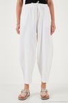 Pamuklu Relaxed Fit Normal Bel Daralan Paça Kadın Pantolon 668YP5198 BEYAZ