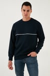 Pamuklu Şerit Detaylı Relaxed Fit Bisiklet Yaka Erkek Sweat 5901227 LACİVERT