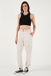 Pamuklu Standart Fit Normal Bel Lastikli Paça Kemerli Jogger Kadın Pantolon 668YP5045 TAŞ
