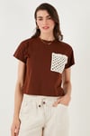 Pamuklu Tek Cepli Regular Fit Bisiklet Yaka Kadın T Shirt 5865818 KAHVE