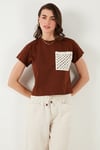 Pamuklu Tek Cepli Regular Fit Bisiklet Yaka Kadın T Shirt 5865818 KAHVE