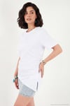 Pamuklu Yanı Büzgülü Asimetrik Kesim Bisiklet Yaka Kadın T Shirt 5867017 BEYAZ