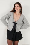 Premium Boncuk ve Fiyonk Detaylı Regular Fit V Yaka Triko Kadın Hırka 680HI00180 GRİ