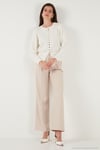 Premium Comfort Fit Yuvarlak Yaka Crop Triko Kadın Hırka 680HI00164 EKRU