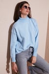 Premium Oversize Fit Balıkçı Yaka Yumuşak Dokulu Triko Kadın Kazak 680KZ00469 BEBE MAVİ