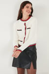 Premium Regular Fit Bisiklet Yaka Renk Bloklu Düğmeli Crop Kadın Hırka 680HI00550 EKRU