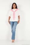 Rahat Kalıp Bisiklet Yaka Omuz Şal Detaylı Kadın T Shirt 5867044 EKRU-PEMBE