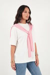 Rahat Kalıp Bisiklet Yaka Omuz Şal Detaylı Kadın T Shirt 5867044 EKRU-PEMBE