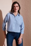 Regular Fit Çizgili Göğüs Cepli Dokulu Kadın Gömlek 6772870 İNDİGO