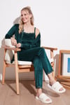 Regular Fit Dantelli Yumuşak Dokulu Sabahlıklı Kadife Kadın Pijama Takımı 6095545 NEFTİ