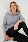 Regular Fit Fermuarlı Yaka Önü Kısa Arkası Uzun Kadın Sweat 5865876 GRİ