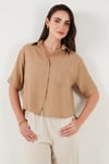 Regular Fit Göğüs Cepli Kısa Kollu Kadın Gömlek 6779324 BİSKÜVİ