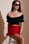 Regular Fit Madonna Yaka Bağlama Detaylı Crop Kadın Bluz 6527017 SİYAH