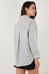 Regular Fit Uzun Kollu Çizgili Kadın Gömlek 6772875 SİYAH
