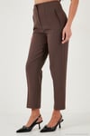 Regular Fit Yüksel Bel Düz Paça Havuç Kadın Pantolon 68350109 KAHVE