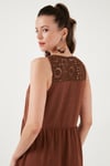Relaxed Fit V Yaka Volanlı Midi Kadın Elbise 611EL011 KAHVE