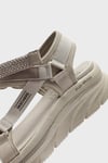 Skechers D Lüx Walker Logolu Cırtlı Kalın Taban Kadın Sandalet 119822 TPE BEJ