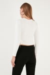 Slim Fit Bisiklet Yaka Yanı Zincirli Crop Kadın Bluz 5865398 BEYAZ