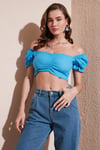 Slim Fit Büzgü Detaylı Kalp Yaka Crop Kadın Bluz 5865601 MAVİ