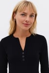 Slim Fit Düğme Detaylı V Yaka Kadın T Shirt 25K0136K1 SİYAH