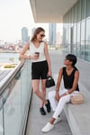 Slim Fit V Yaka Kalın Askılı 2' li Paket Kadın Bluz 5864384S2 SİYAH-EKRU