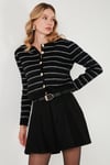 Standart Fit Çizgili Yumuşak Dokulu Crop Triko Kadın Hırka 4615551 SİYAH