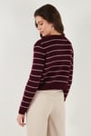 Standart Fit Çizgili Yumuşak Dokulu Crop Triko Kadın Hırka 4615551 BORDO
