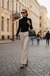 Streç Büzgü Detaylı Slim Fit Dik Yaka Kadın Bluz 669925 SİYAH