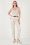 Streç Pamuklu Regular Fit Yüksek Bel Düz Kısa Paça Kemerli Kadın Pantolon 668YP5335 TAŞ