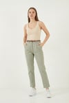 Streç Pamuklu Regular Fit Yüksek Bel Düz Kısa Paça Kemerli Kadın Pantolon 668YP5335 AÇIK HAKİ