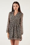 V Yaka Regular Fit Gipeli Düğme Detaylı Şifon Mini Abiye Kadın Elbise 611EL01433 LEOPAR