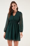 V Yaka Regular Fit Gipeli Düğme Detaylı Şifon Mini Abiye Kadın Elbise 611EL01433 ZÜMRÜT
