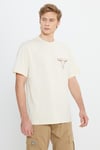 Wrangler % 100 Pamuk Loose Fit Bisiklet Yaka Sırt Baskılı Erkek T Shirt W241299 104 EKRU