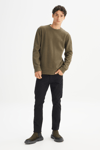 Wrangler Pamuklu Regular Fit Bisiklet Yaka Erkek Sweat MW242262 801 KOYU HAKİ