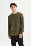 Wrangler Pamuklu Regular Fit Bisiklet Yaka Erkek Sweat MW242262 801 KOYU HAKİ