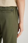 Wrangler Pamuklu Regular Fit Normal Bel Düz Paça Erkek Pantolon W2510347801 KOYU HAKİ