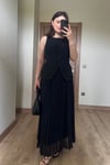 Ceket Detaylı Siyah Piliseli Elbise