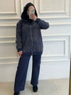TAŞLI KAPŞONLU 3 İPLİK PANTALONLU TAKIM LACİVERT