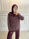 TAŞLI KAPŞONLU 3 İPLİK PANTALONLU TAKIM BORDO
