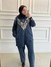 V DETAY PANTALONLU İKİLİ TAKIM PETROL MAVİ