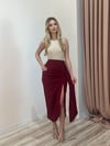 DRAPELİ YIRTMAÇLI KUŞAKLI ETEK BORDO