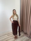 DRAPELİ YIRTMAÇLI KUŞAKLI ETEK KAHVERENGİ