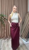 YANDAN BAĞLAMALI YIRTMAÇLI KETEN ETEK - BORDO 