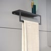 Alfams Metal Raflı Havlu Tutacağı – 30 cm Modern Banyo ve Mutfak Düzenleyici Raf