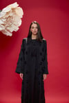 Siyah Amelie Gül İşlemeli Kimono Abaya