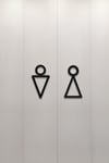 Erkek & Kadın WC Figür Tabelası – Siyah Metal Minimal Kapı Simgesi (Kapı & Kat Yönlendirme)