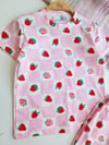 Çilek Desenli Şortlu Pijama Takımı