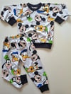 Sevimli Kahramanlar Desenli Mevsimlik Pijama Takımı